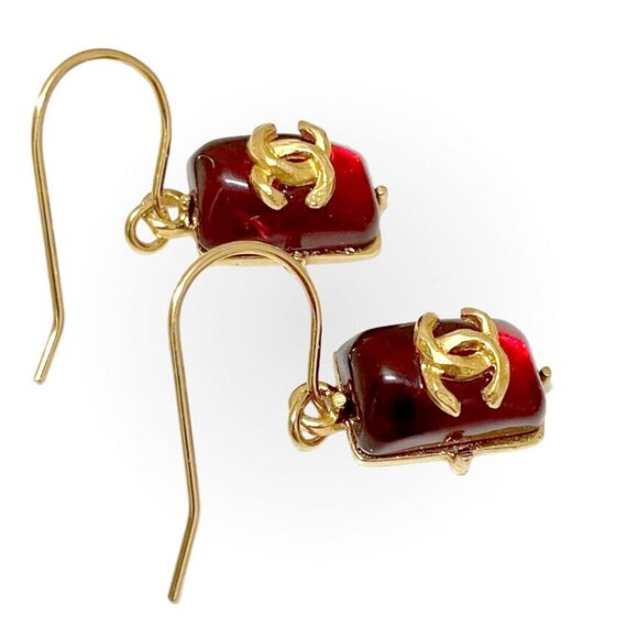 CHANEL CC Logos Red Gripoix Stones Hook Earrings Gold Tone 99P Auth w/Box - Picture 5 of 8